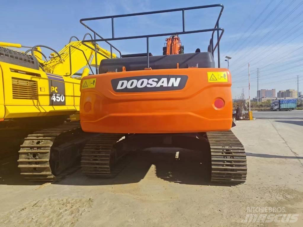Doosan DX 300 Escavadeiras de esteiras