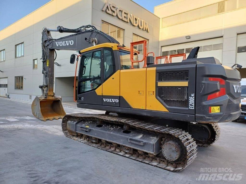 Volvo EC200E NL Escavadeiras de esteiras