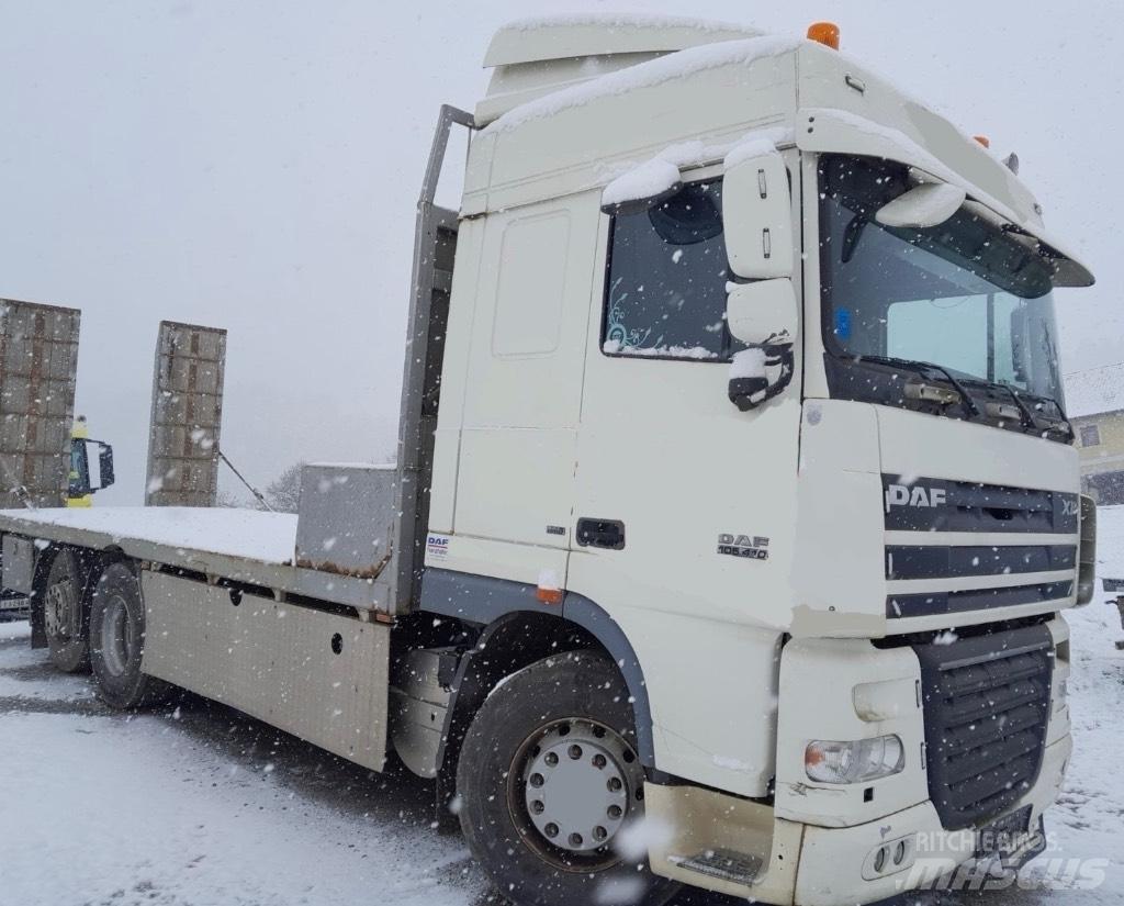 DAF XF 105 Camiões caixa cortinas laterais