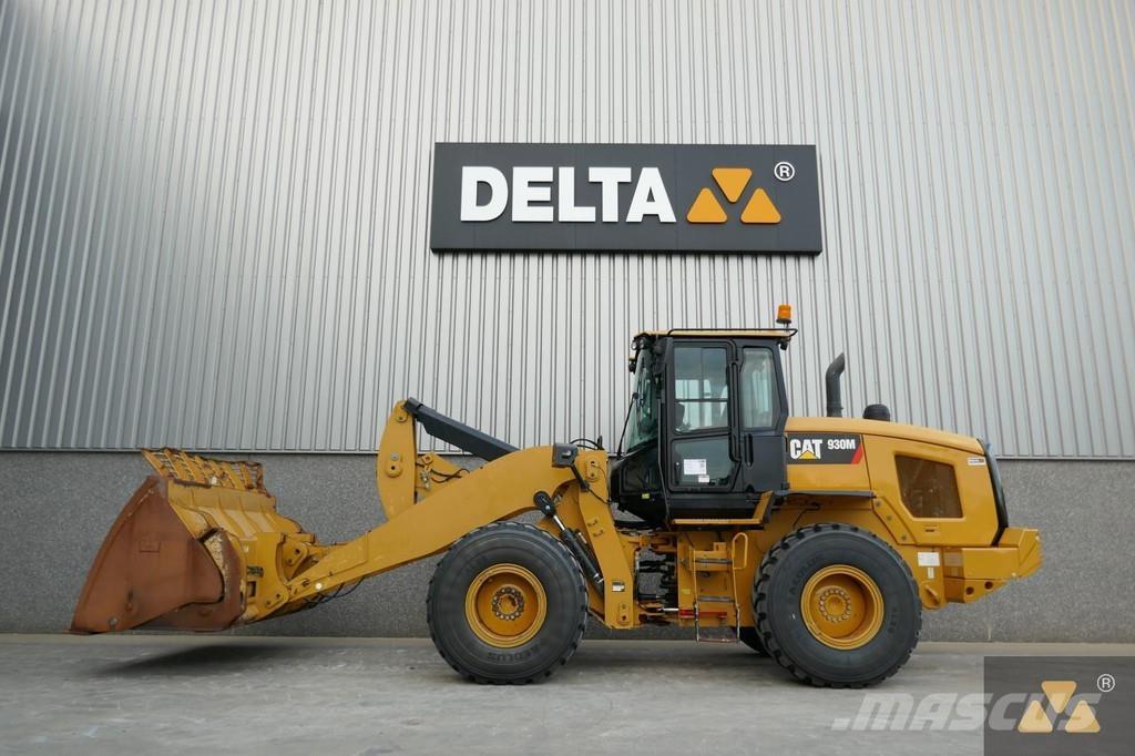 CAT 930M Carregadeiras de rodas