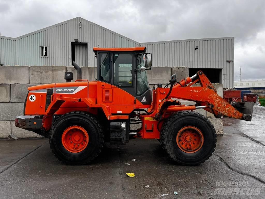 Doosan DL250-5 Carregadeiras de rodas