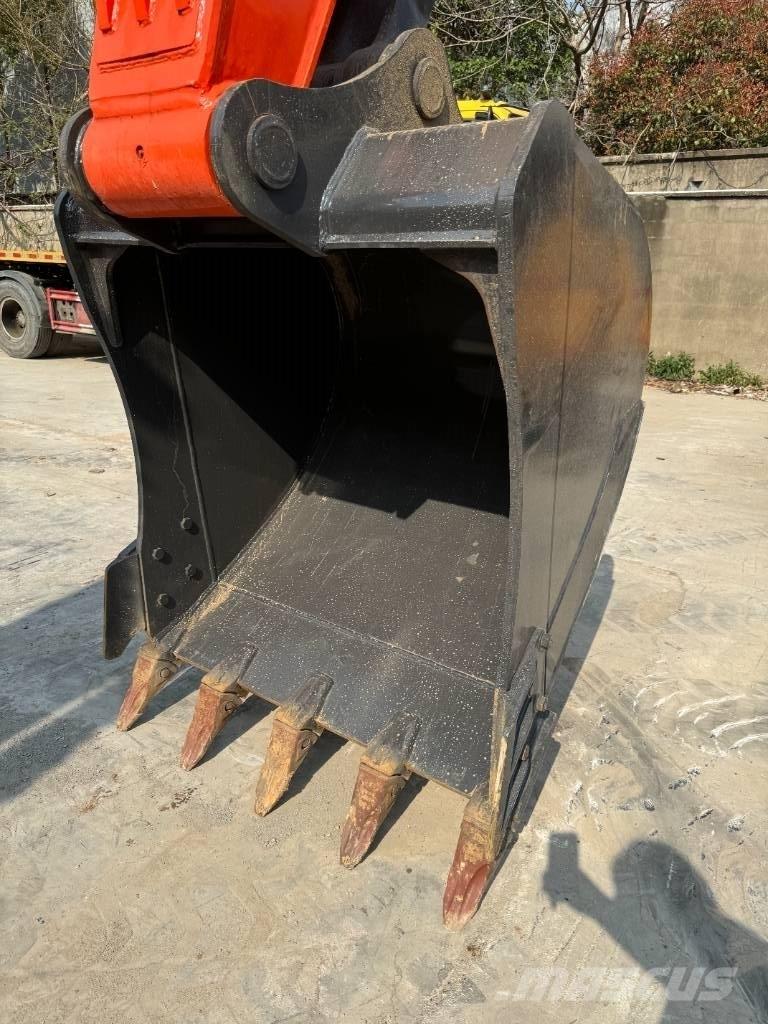 Doosan DX 225 LC Escavadeiras de esteiras