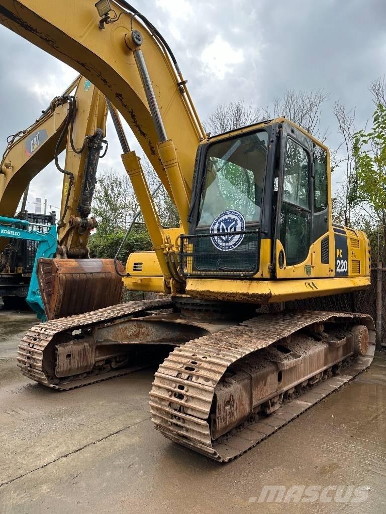 Komatsu PC 220-8 Escavadeiras de esteiras