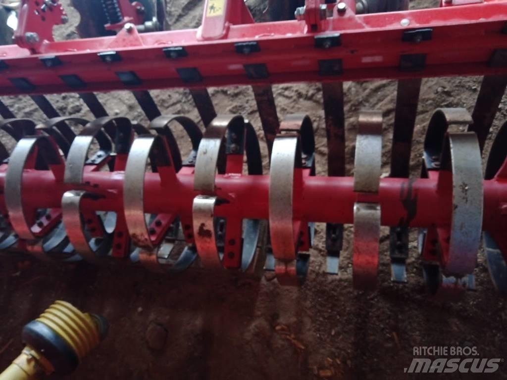 Horsch Terrano 3 FX Cultivadoras
