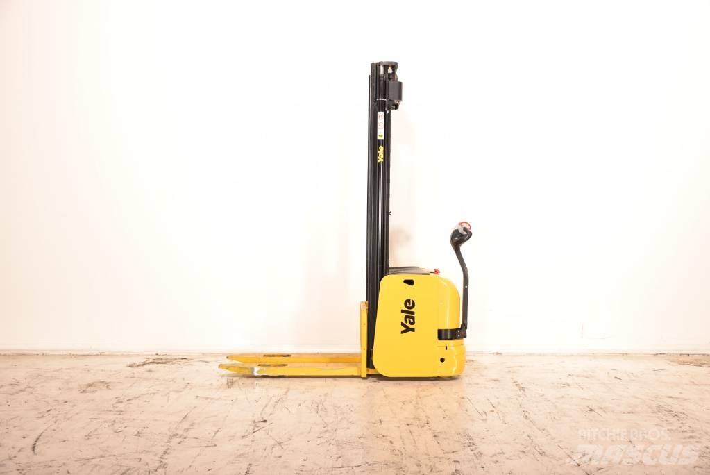 Yale MS 16 Empilhador para operador externo