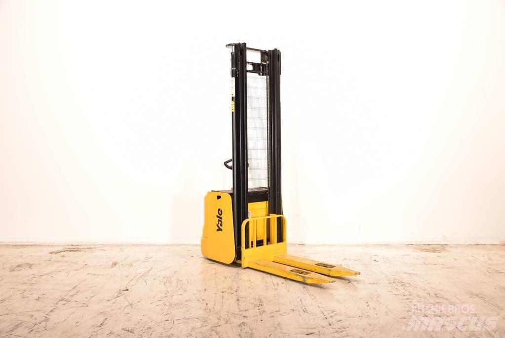 Yale MS 16 Empilhador para operador externo