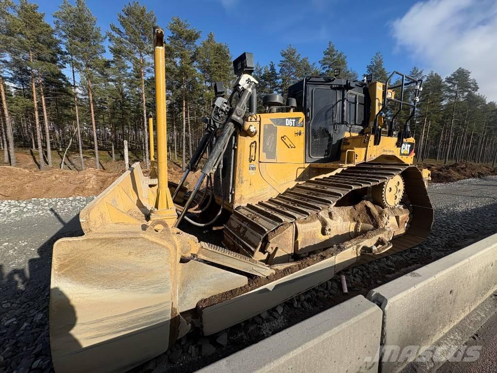 CAT D 6 T LGP Dozers - Tratores rastos