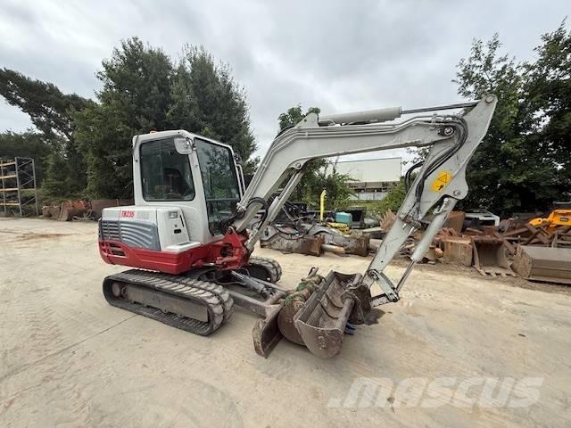 Takeuchi TB 235 Miniescavadeiras