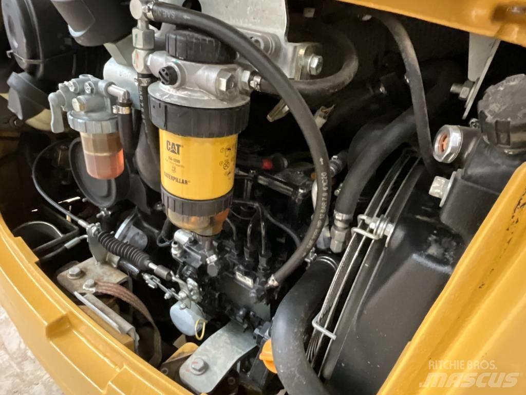 CAT 301.7 D Miniescavadeiras