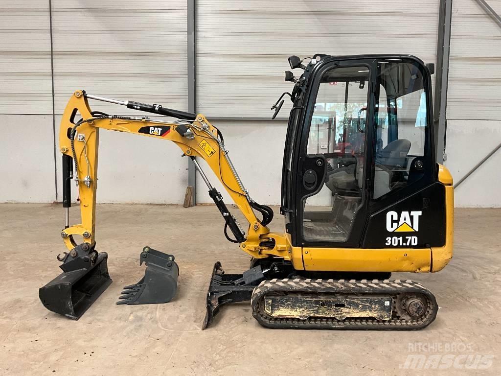 CAT 301.7 D Miniescavadeiras