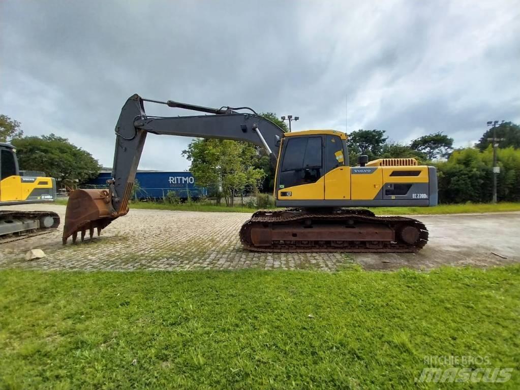 Volvo EC 220 DL Escavadeiras de esteiras