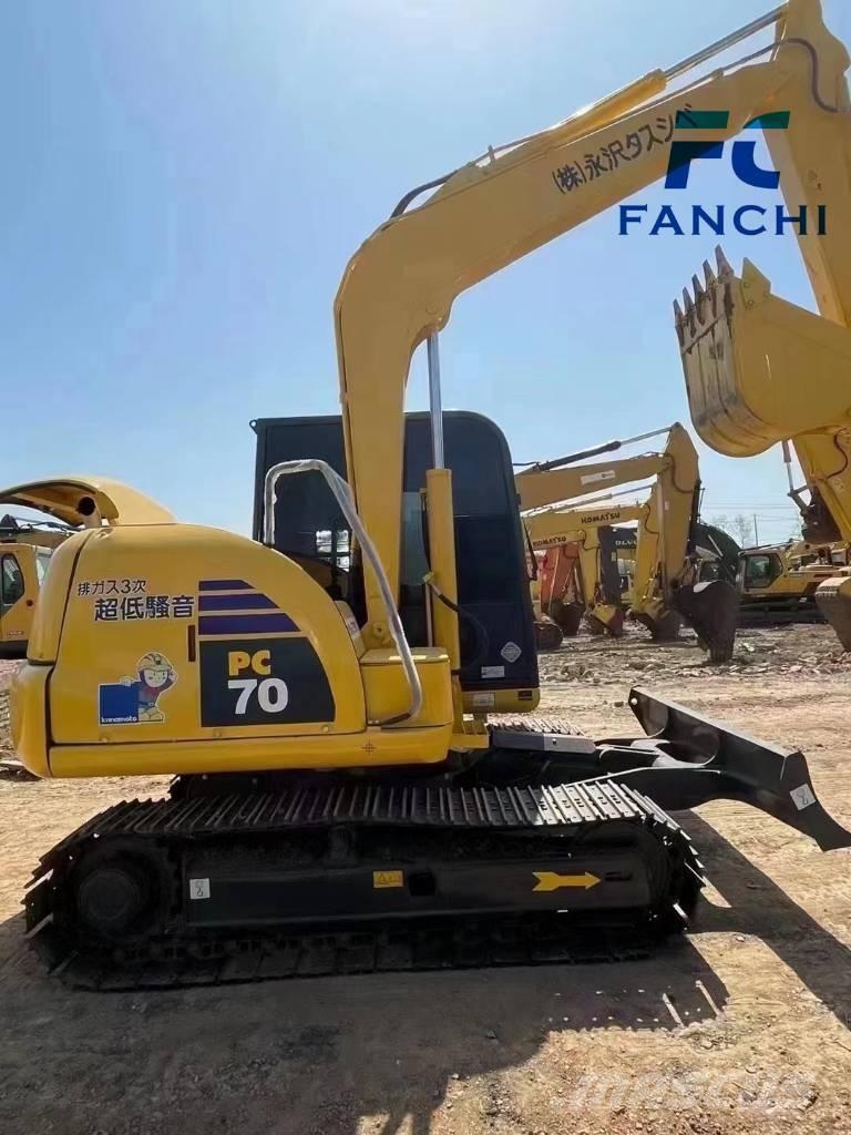 Komatsu PC 70 Escavadoras Midi 7t - 12t