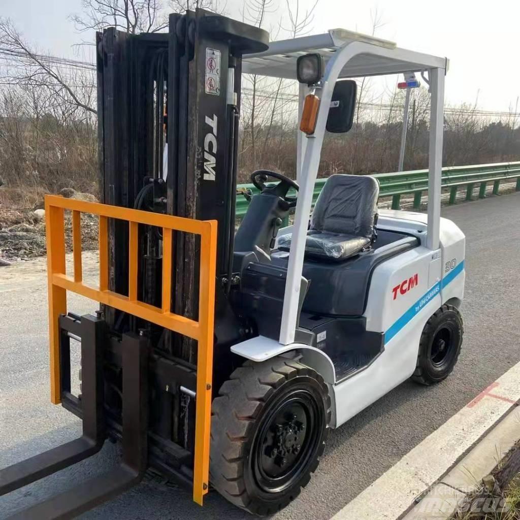 TCM FD 30 Empilhadores Diesel