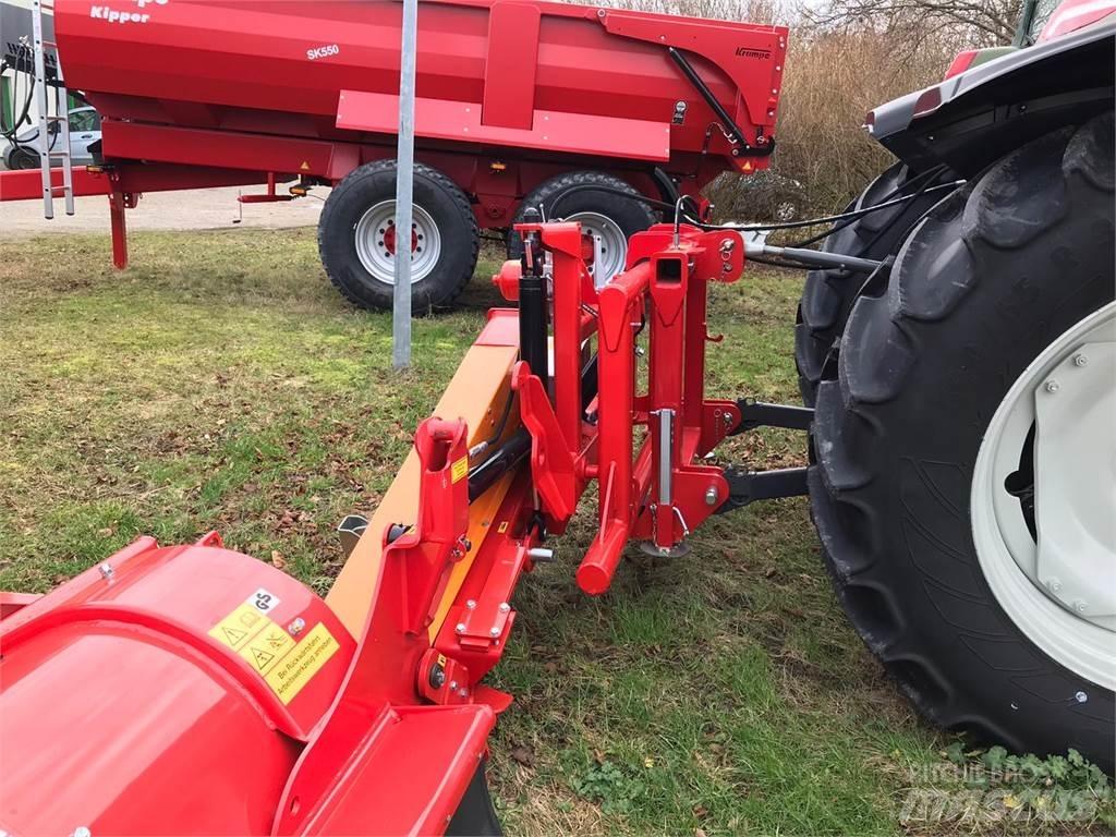 Dücker USM 18 Outros equipamentos de forragem e ceifa