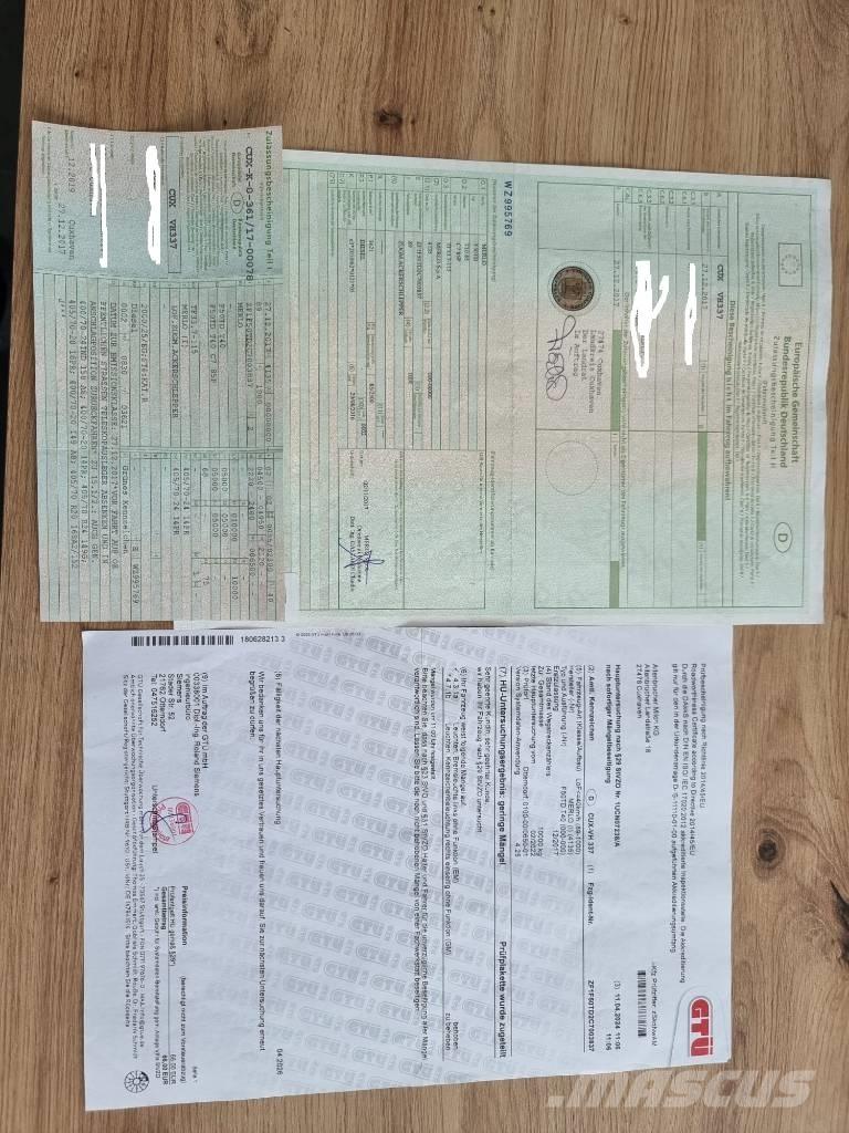 Merlo TH33.7  40km/h Manipulador telescópico