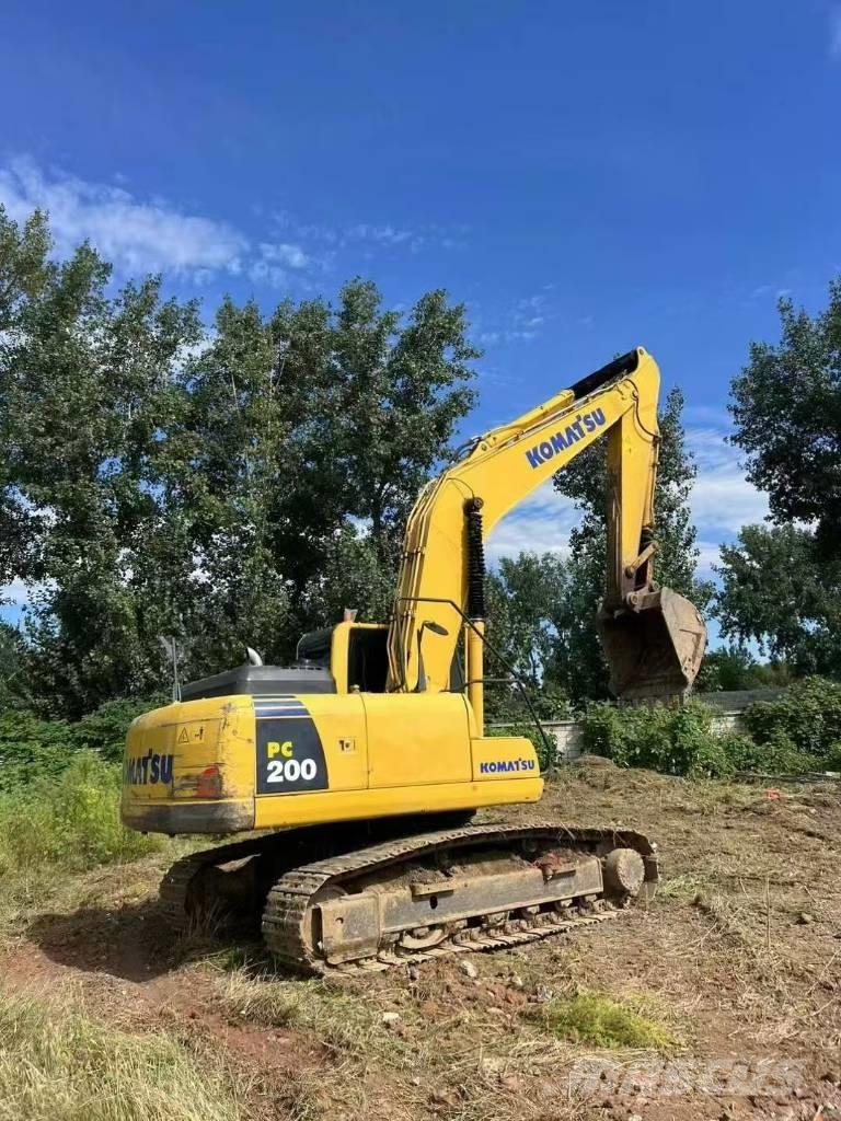 Komatsu PC 200 Escavadeiras de esteiras