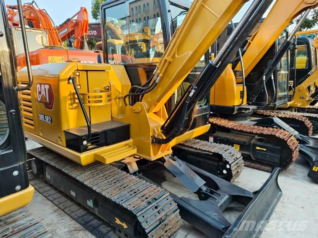 CAT 305.5e2 Miniescavadeiras