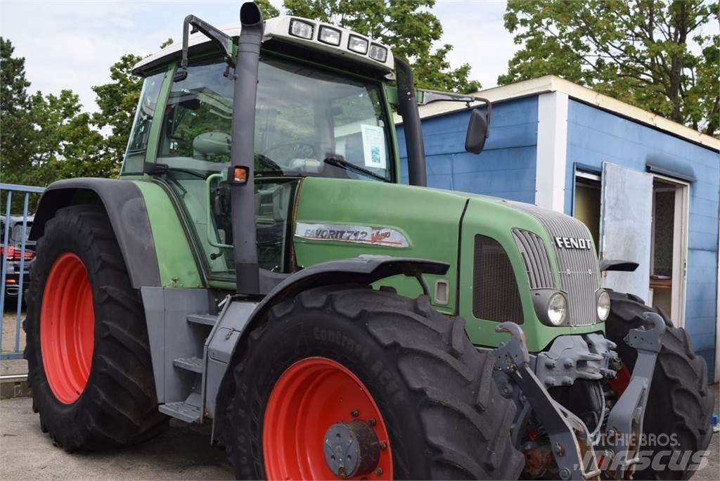 Fendt 712 Vario Tratores Agrícolas usados
