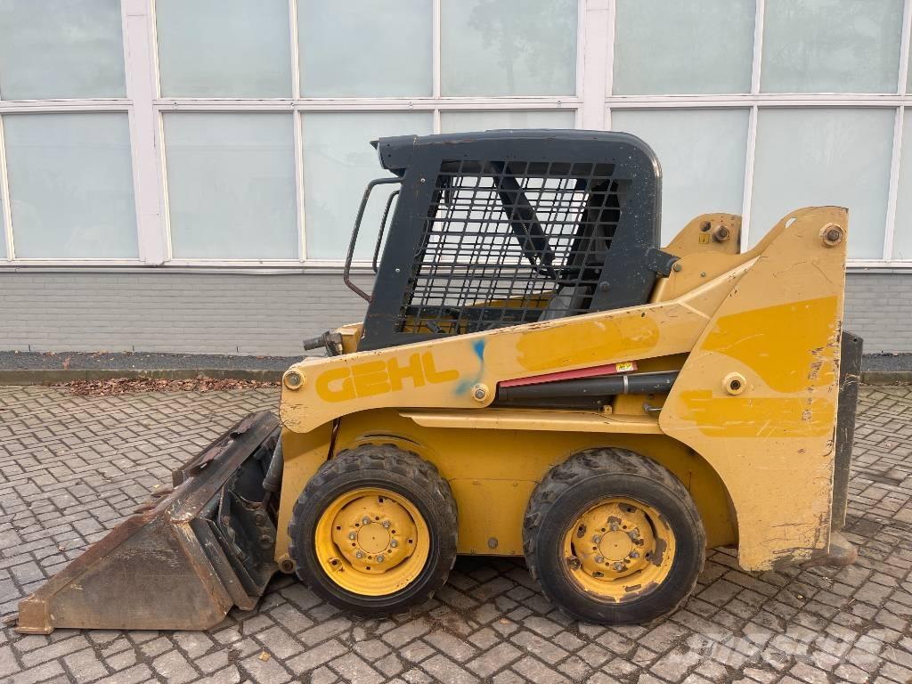 Gehl 3840 E     2015 Minicarregadeiras