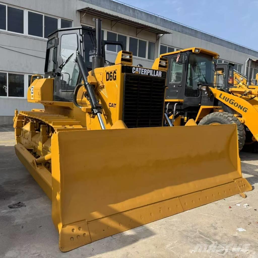 CAT D 6 G Dozers - Tratores rastos