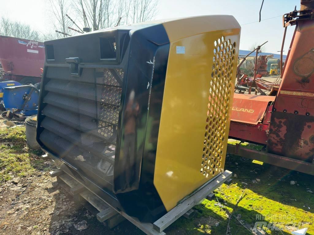 CAT 966 BONNET Chassis e suspensões