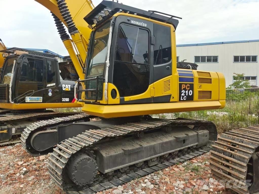 Komatsu PC 210 Escavadeiras de esteiras