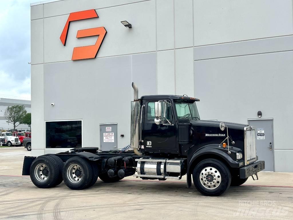 Western Star 4900 Cavalos Mecânicos