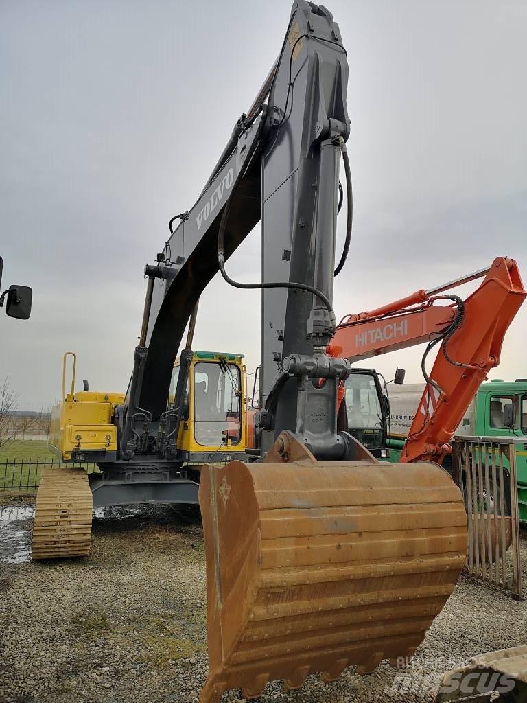 Volvo EC 290 B LC Escavadeiras de esteiras