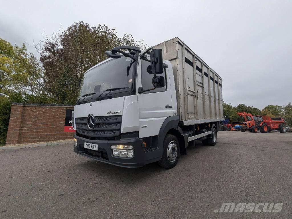 Mercedes-Benz 816 Caminhões de caixa fechada