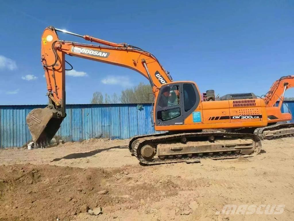 Doosan DX300LC-9 Escavadeiras de esteiras