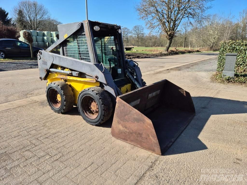 New Holland LS 160 Minicarregadeiras