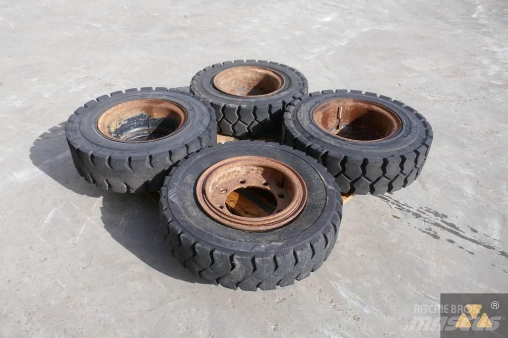 Trelleborg 7.50-15 Pneus