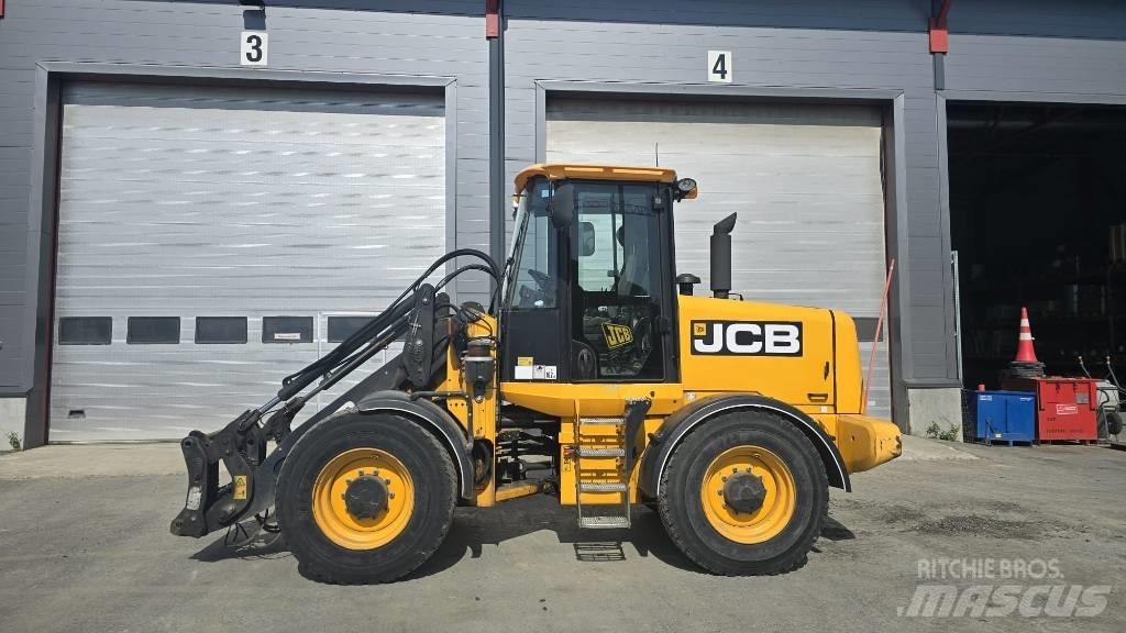 JCB 411 Carregadeiras de rodas