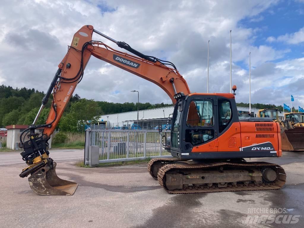 Doosan DX 140 LC-3 Escavadeiras de esteiras