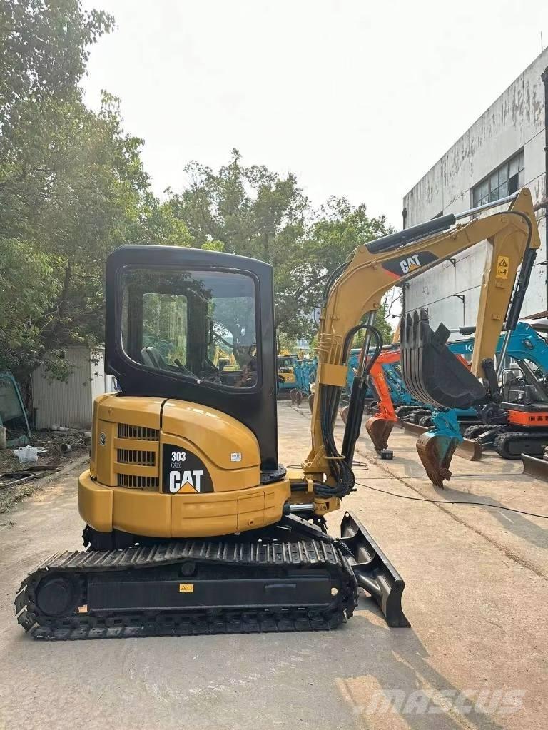 CAT 303 CR Miniescavadeiras