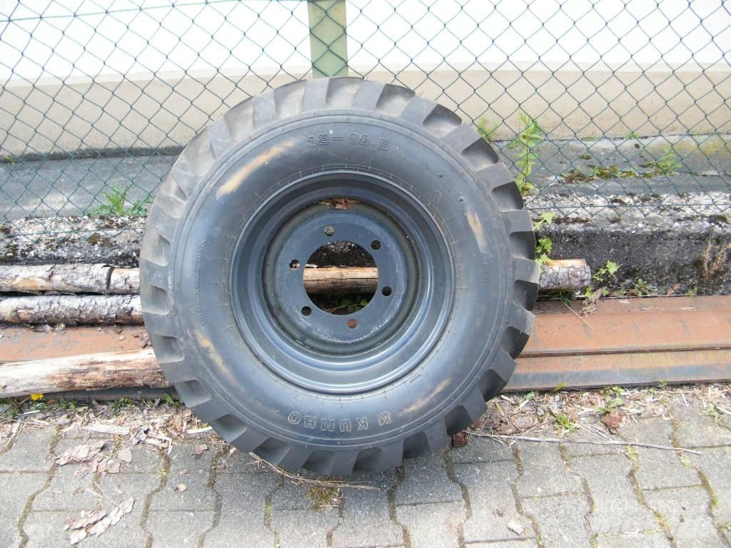 Kumho 12-16,5 Pneus