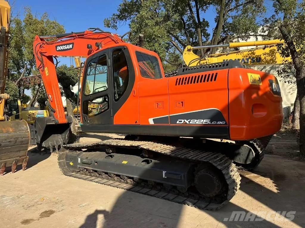 Doosan DX225LC-9C Escavadeiras de esteiras