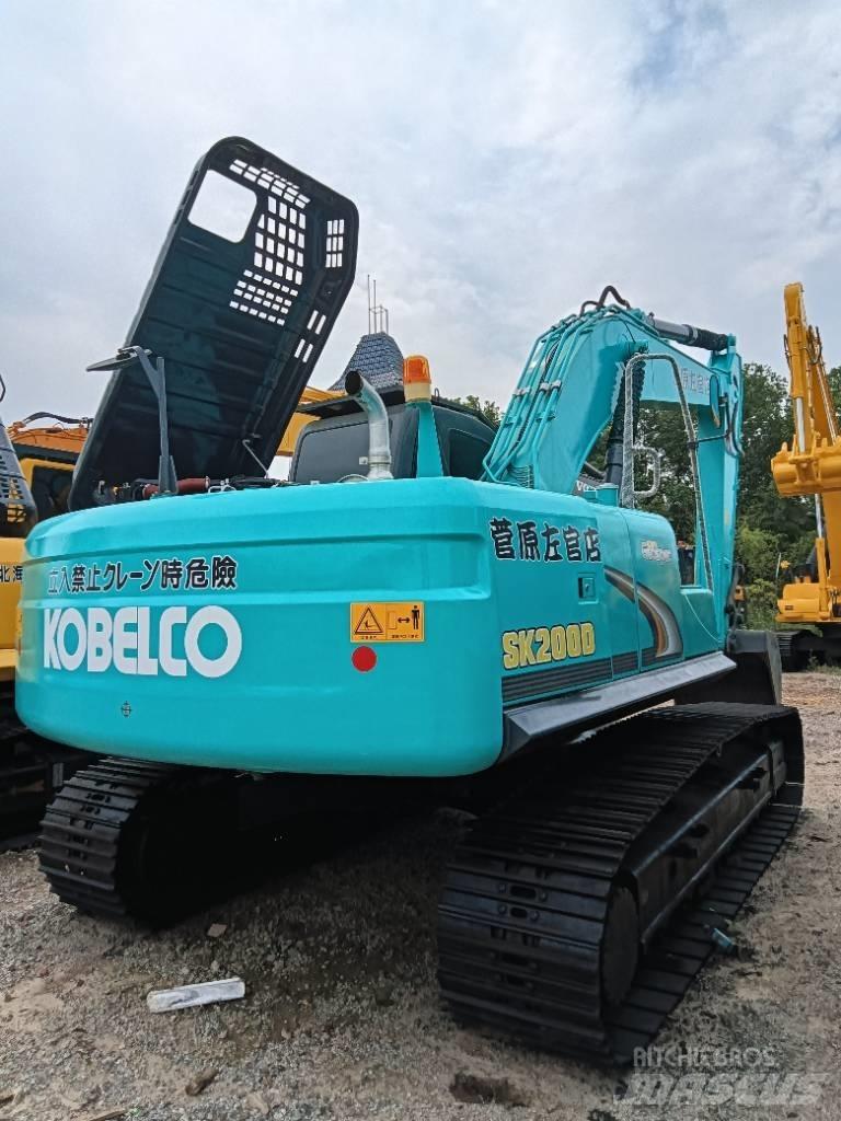 Kobelco SK 200D Escavadoras Midi 7t - 12t