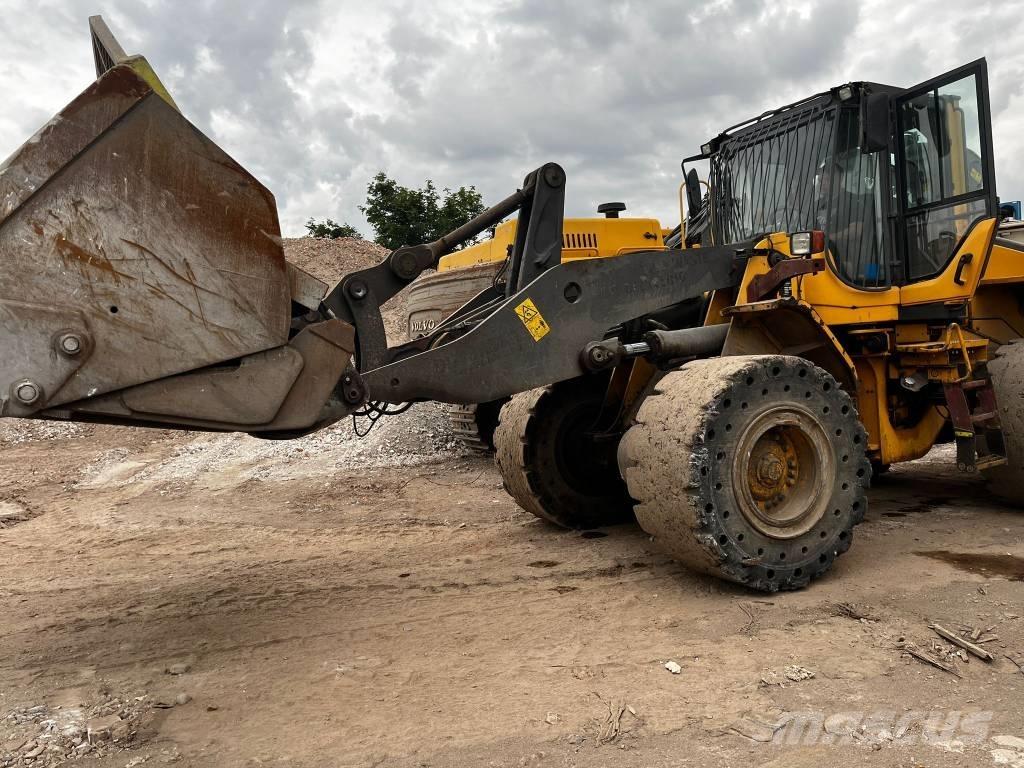 Volvo L 120 F Carregadeiras de rodas