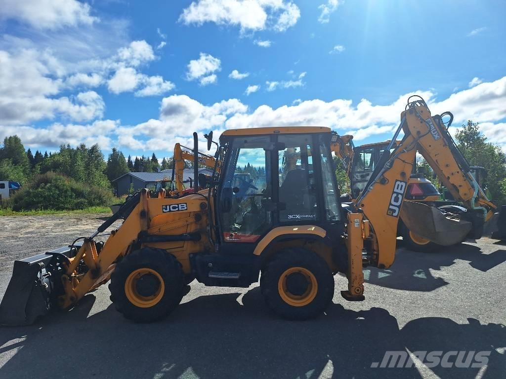 JCB 3 CXE Compact Retroescavadeiras