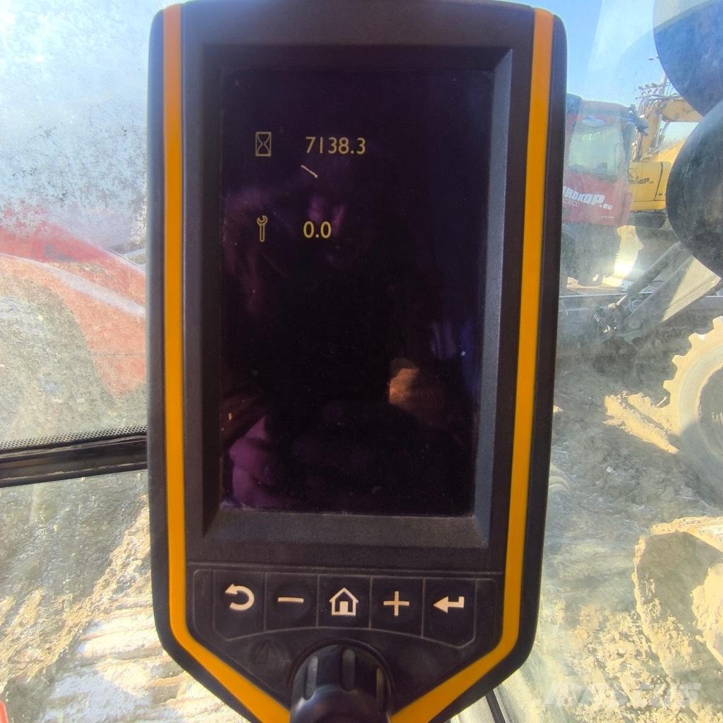 JCB JS 300 Escavadeiras de esteiras