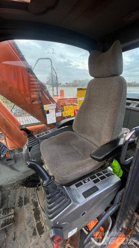 Doosan Dx140 Escavadoras de rodas