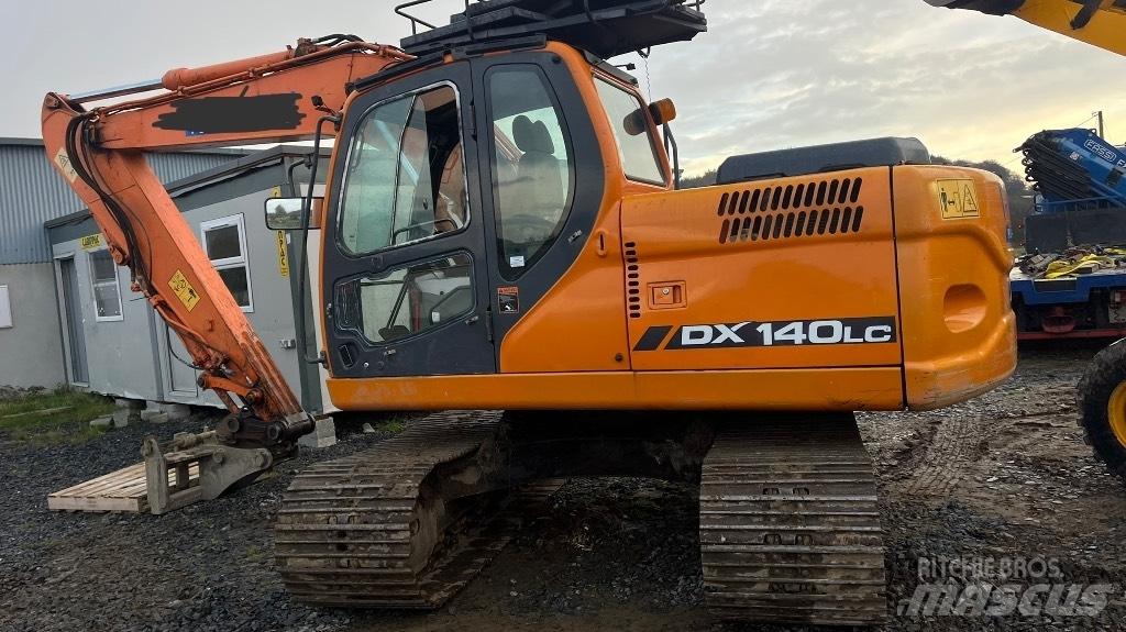 Doosan Dx140 Escavadoras de rodas