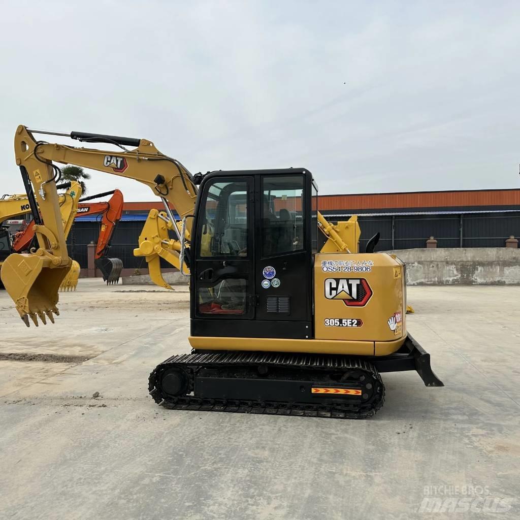 CAT 305.5 Miniescavadeiras