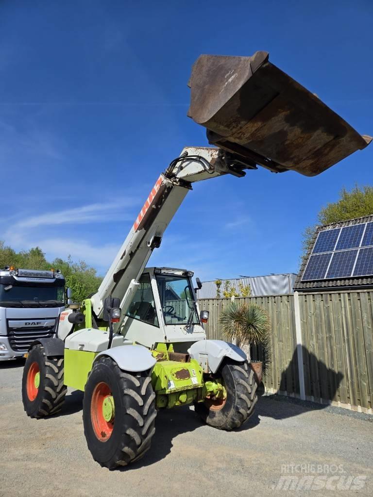 CLAAS Ranger 965 Manipulador telescópico