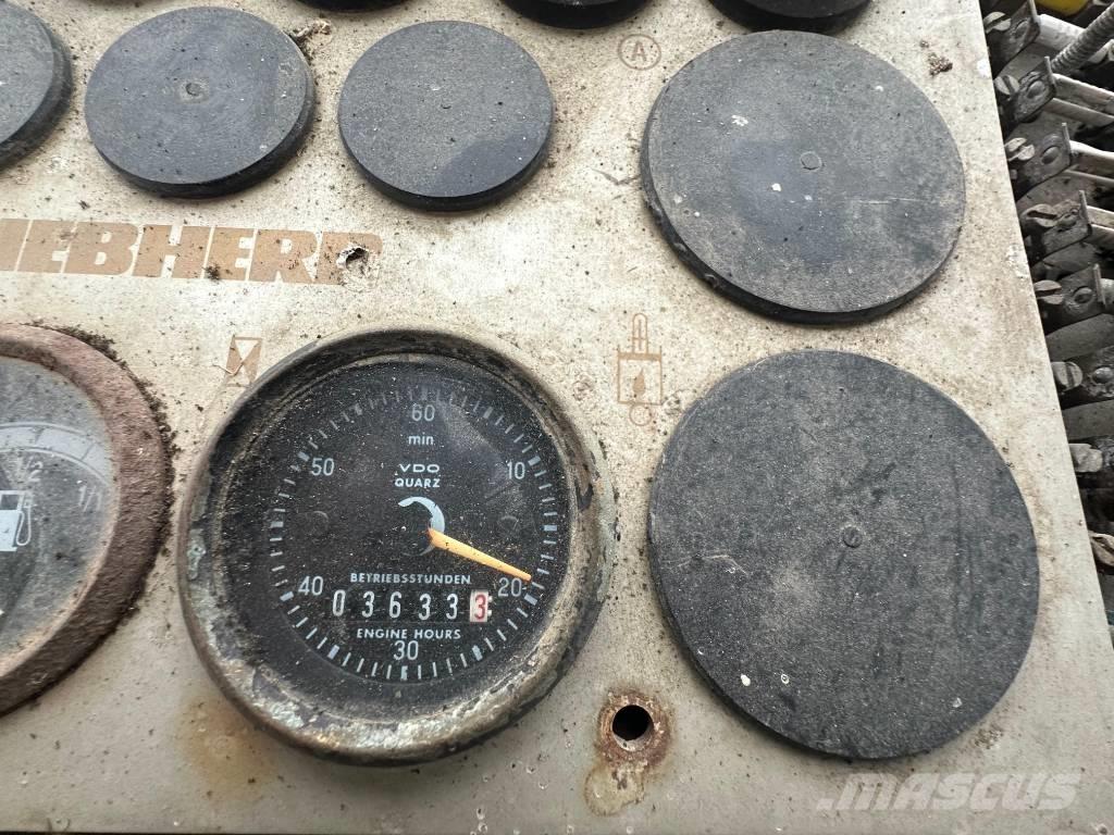 Liebherr R621 B Carregadoras de lagartas