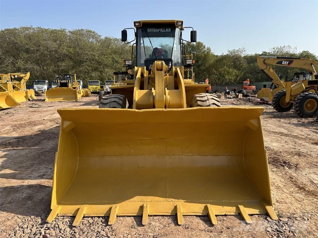 CAT 966 G Carregadeiras de rodas