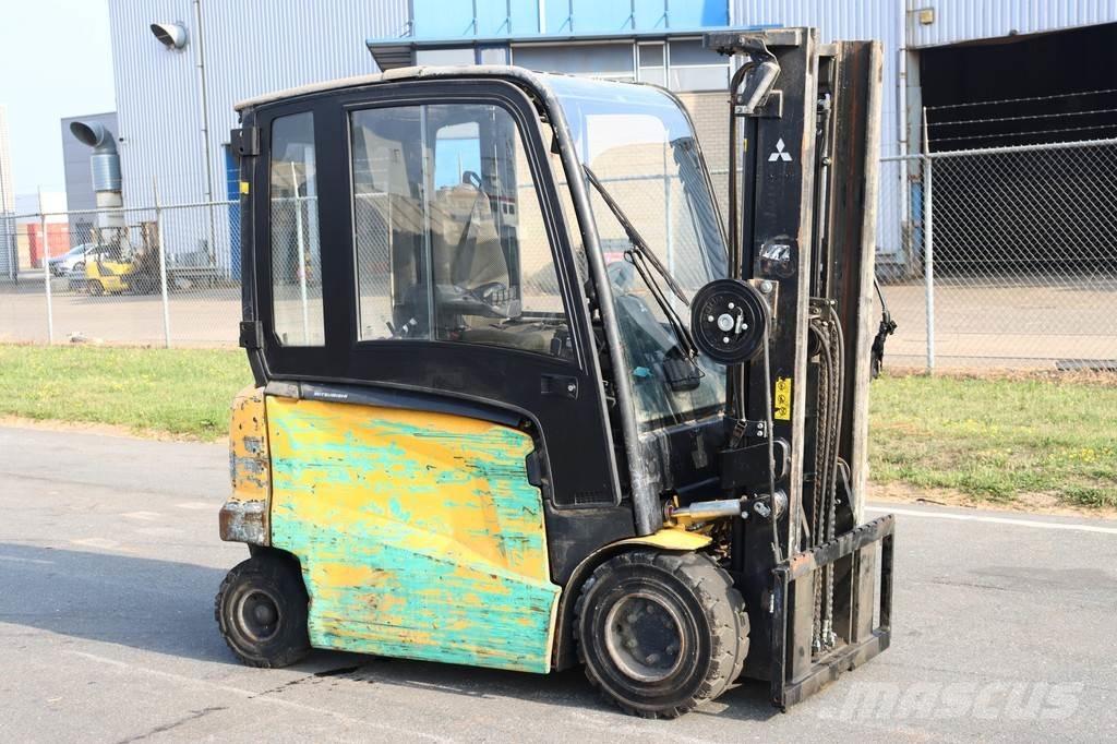Mitsubishi FB35N Empilhadores eléctricos