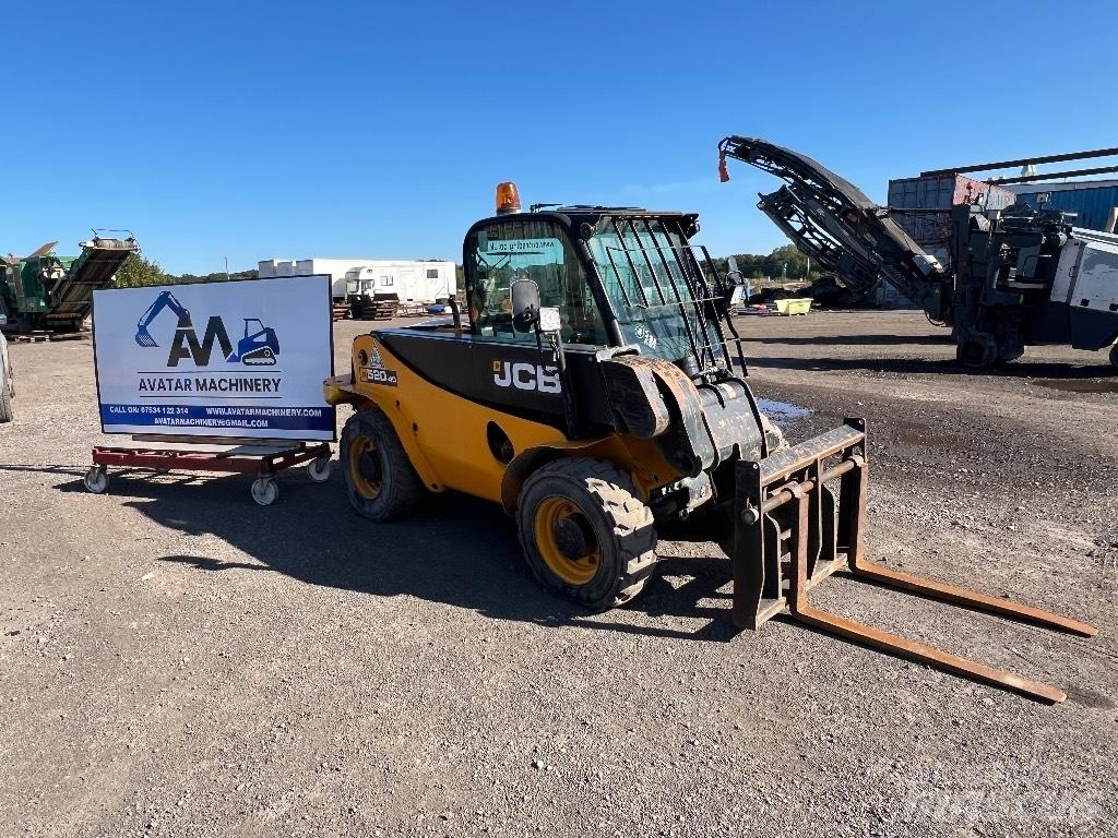 JCB 520-40 Manipulador telescópico