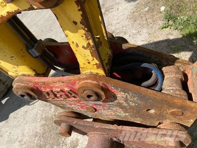 New Holland E 50.2 C Miniescavadeiras